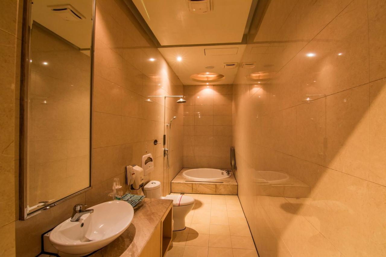 Gold Sand Motel Шулинь Экстерьер фото