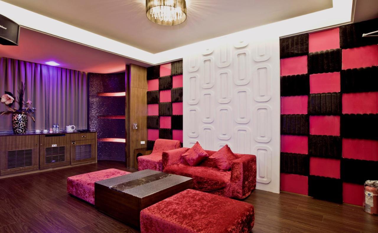 Gold Sand Motel Шулинь Экстерьер фото