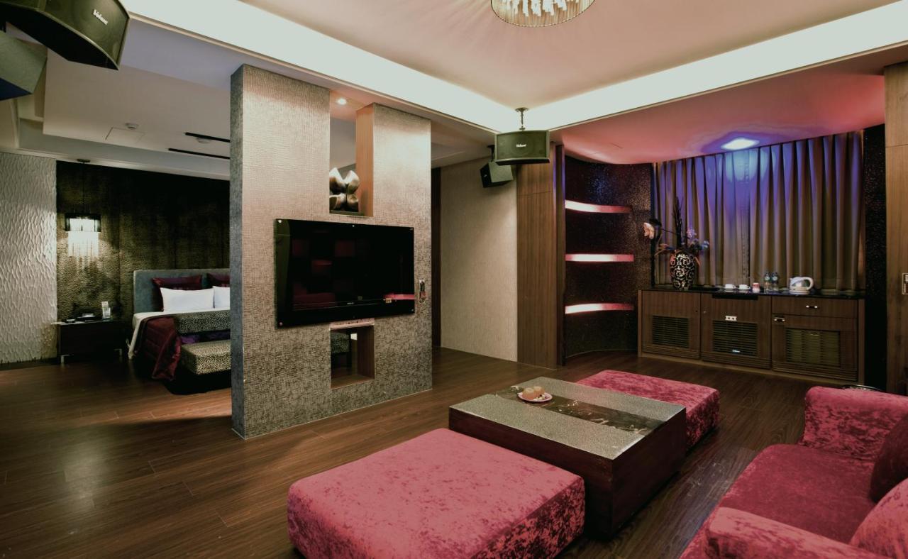 Gold Sand Motel Шулинь Экстерьер фото